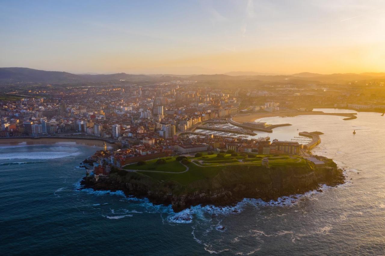Appartement El Amarre - Navega En El Camarote De Un Navio Con Historia - Grupo Querbes à Gijón Extérieur photo