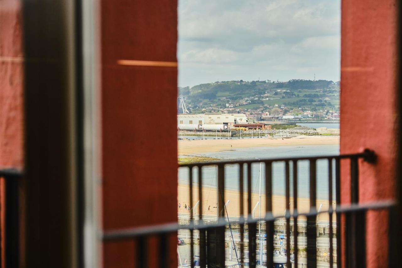 Appartement El Amarre - Navega En El Camarote De Un Navio Con Historia - Grupo Querbes à Gijón Extérieur photo