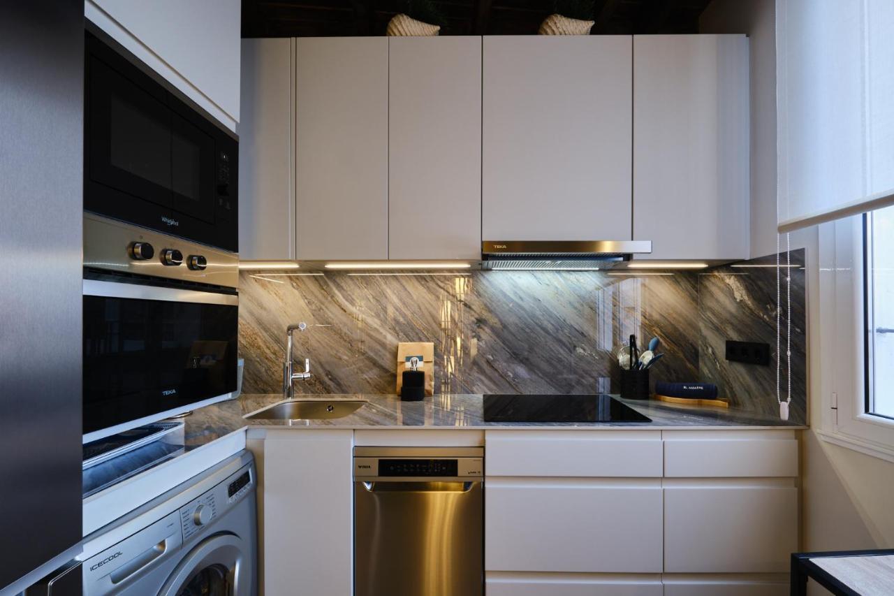 Appartement El Amarre - Navega En El Camarote De Un Navio Con Historia - Grupo Querbes à Gijón Extérieur photo