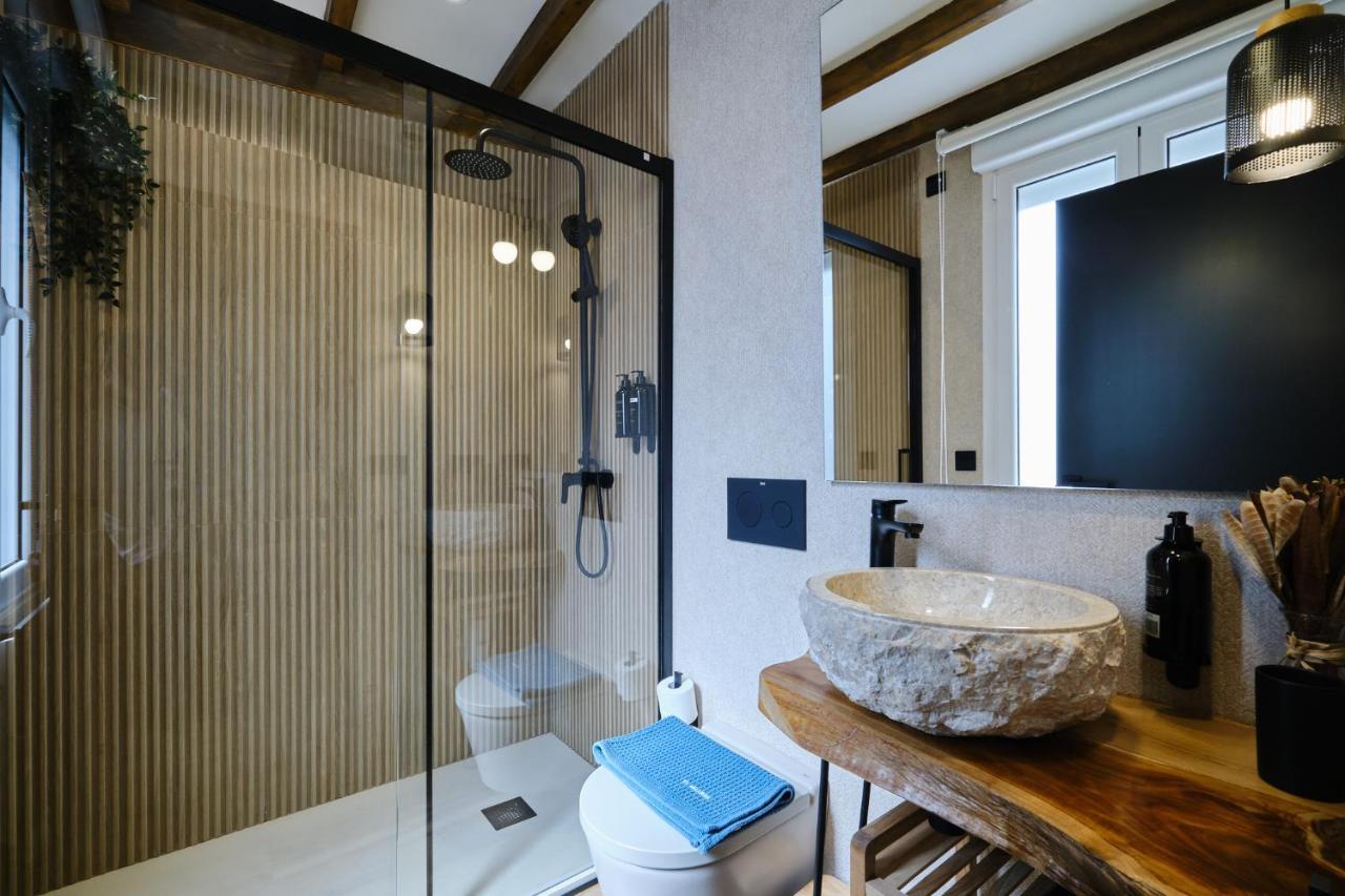 Appartement El Amarre - Navega En El Camarote De Un Navio Con Historia - Grupo Querbes à Gijón Extérieur photo
